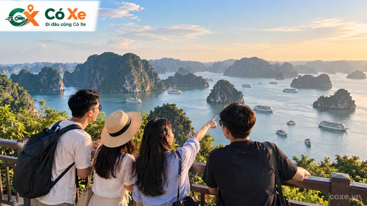 Nhóm bạn ngắm vịnh Hạ Long với núi đá vôi và thuyền du lịch